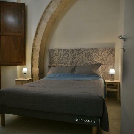 Il Vinile Apartment Сиракузы Экстерьер фото